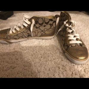 Women’s size 8 coach sneakers